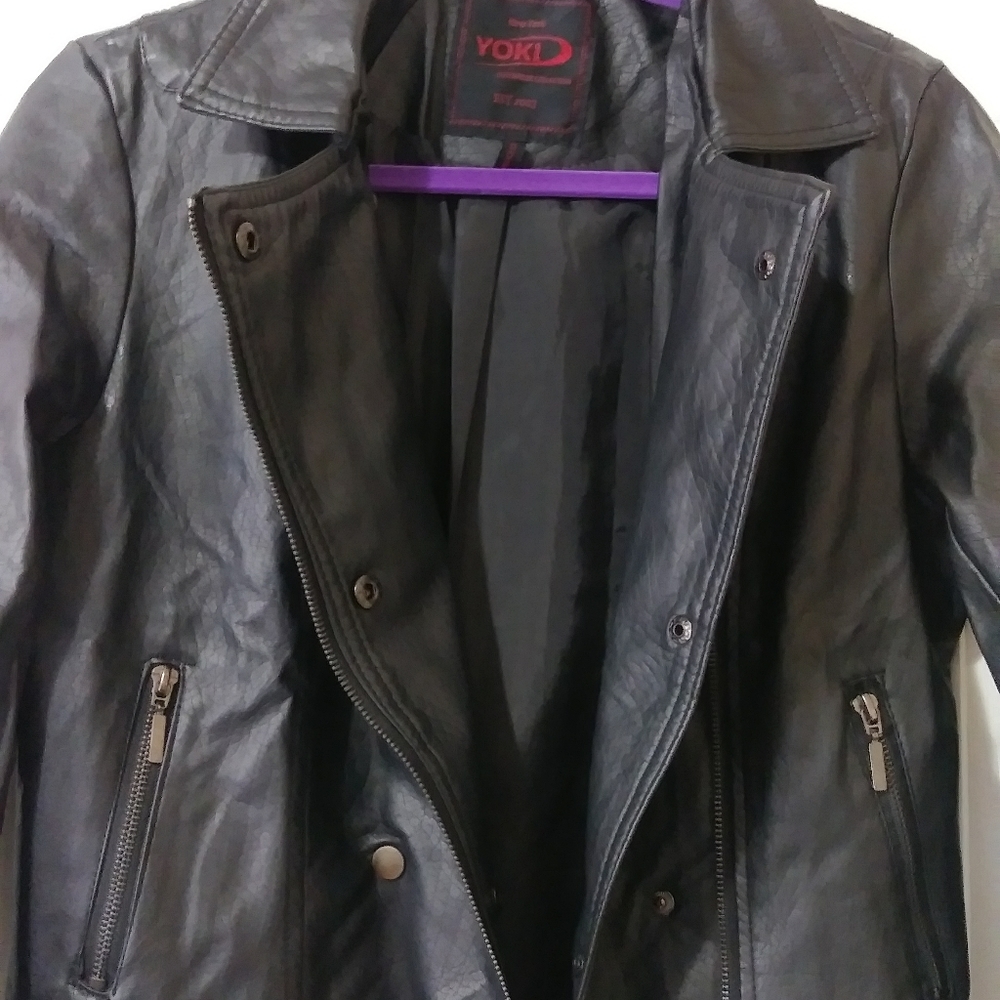 Yoki Black Jacket - image 4